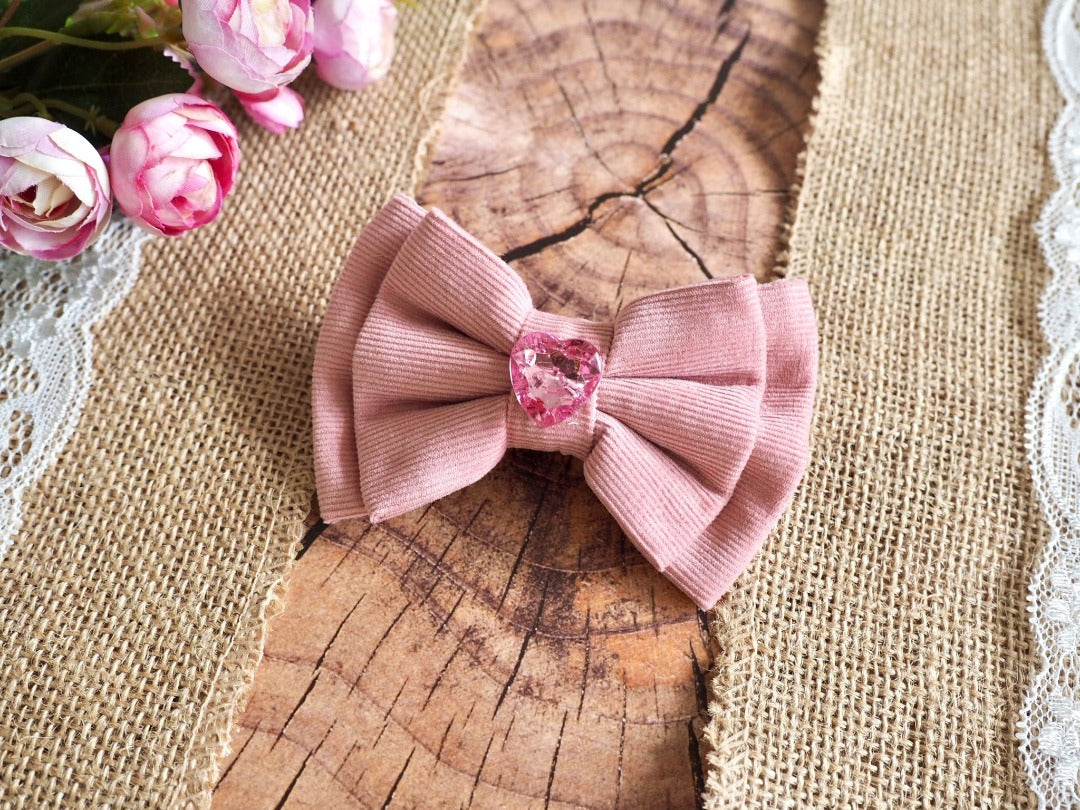 Hundeschleife zur Hochzeit in rosa aus Cord mit Kristallherz